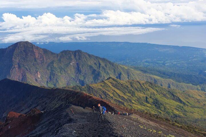 2 Days Rinjani Summit Trek 3726MASL