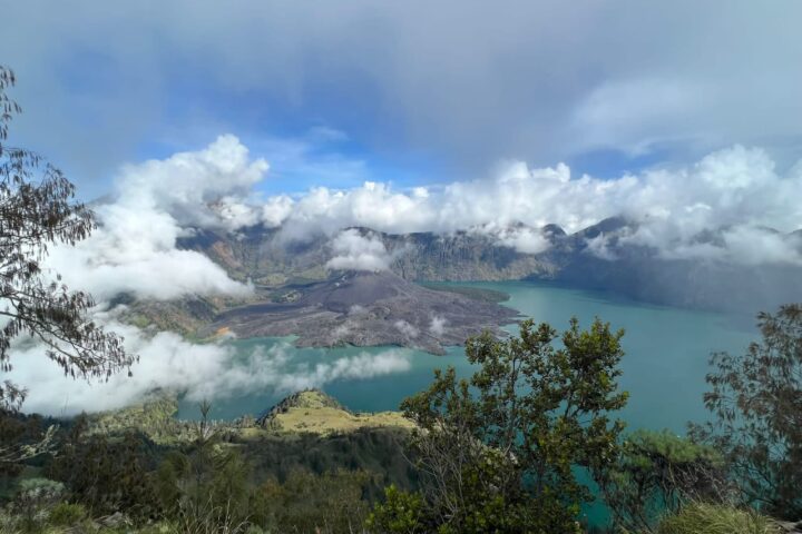 2 Days Senaru Crater Rim Hiking Trip, Mount Rinjani Environmental Protection