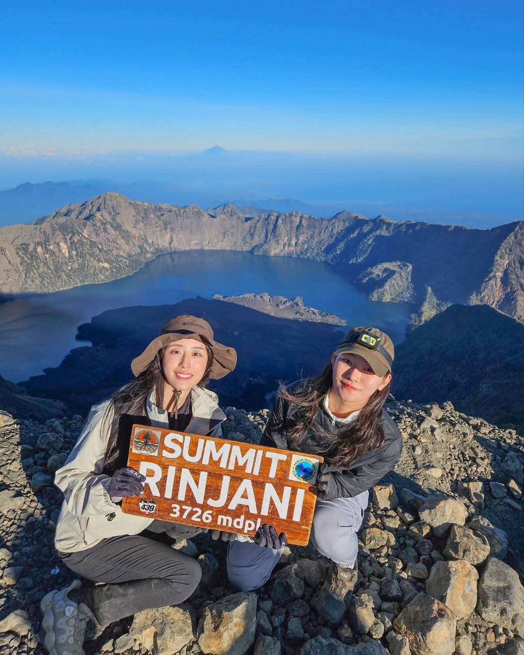 2D1N Summit Rinjani