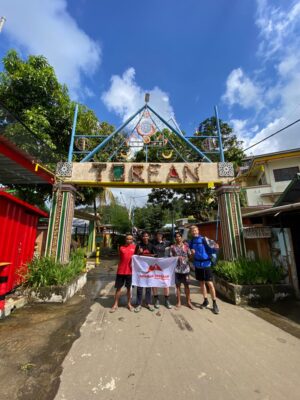 Trekking Sembalun Torean For Summit, Lake & Hotspring