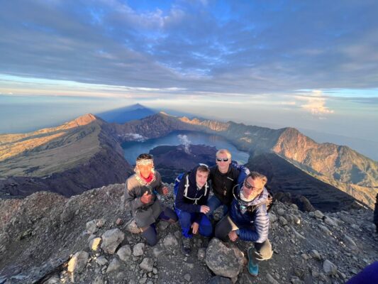 Challenging Summit Rinjani 3726 MASL